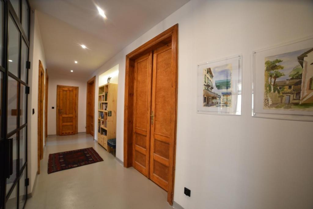 Designer 110m2 With King Size Beds & Equipped Kitchen Apartament *